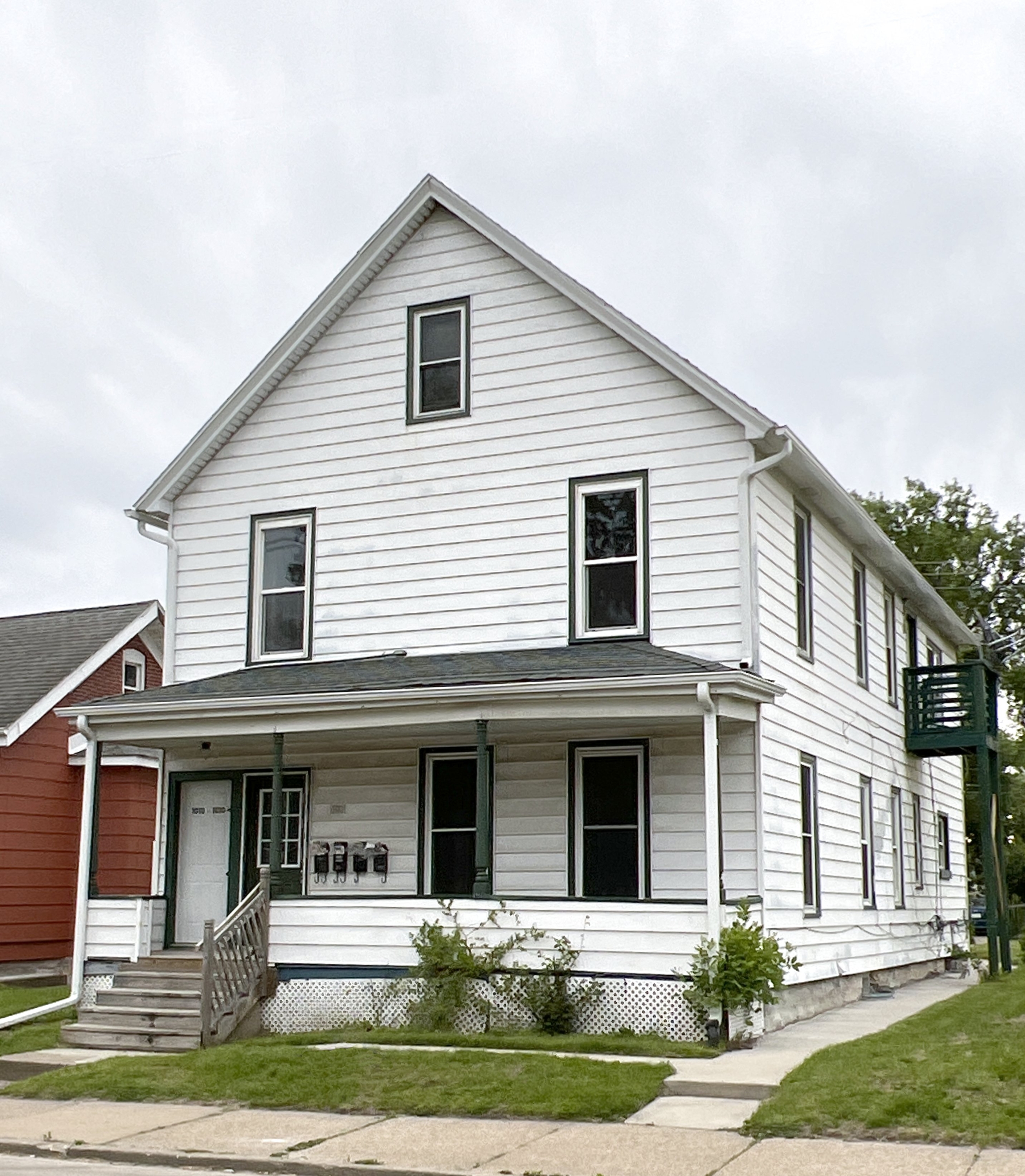 1008 Rhomberg Avenue - 1010-2