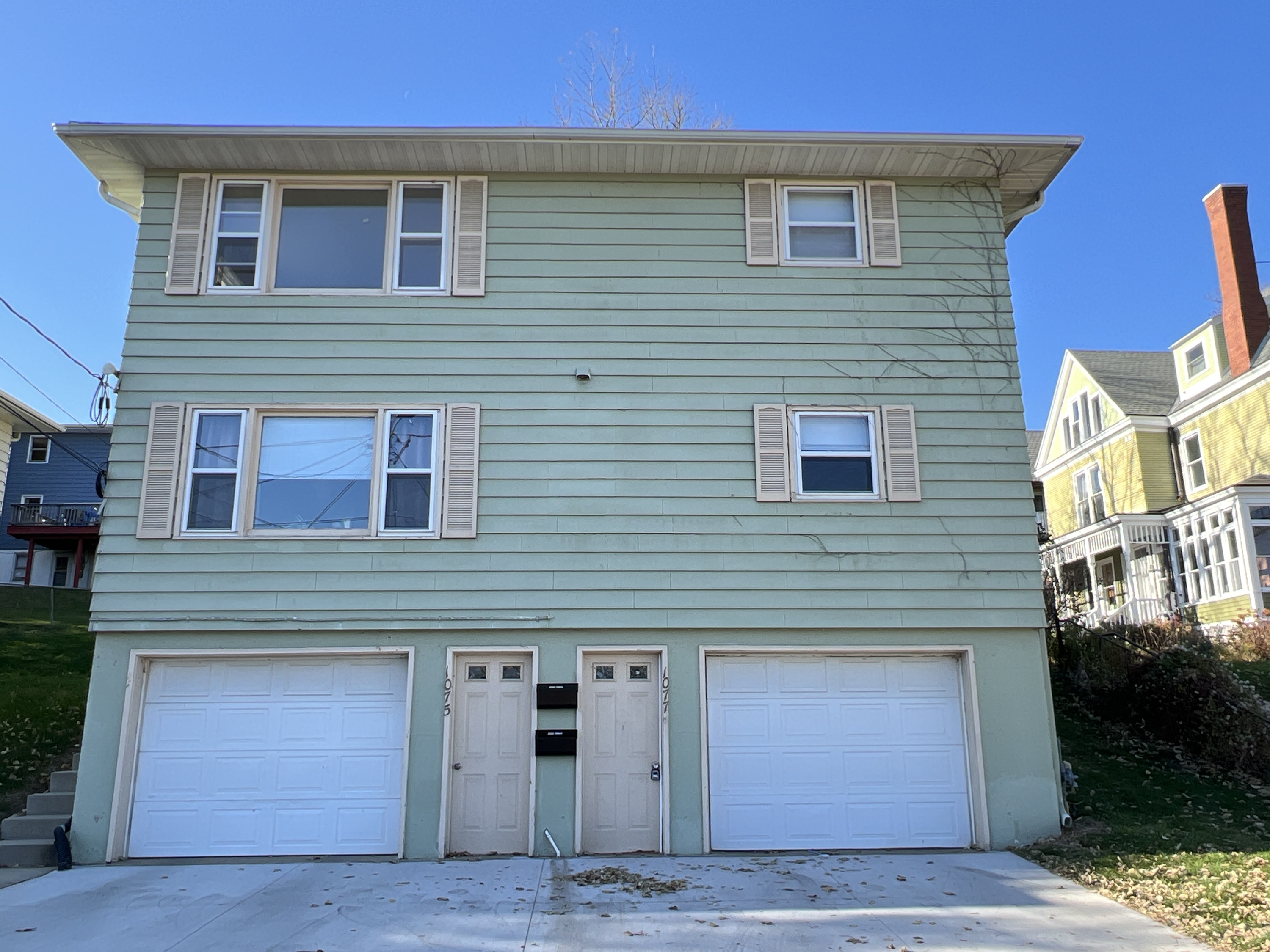 1077 Alice Street - 1