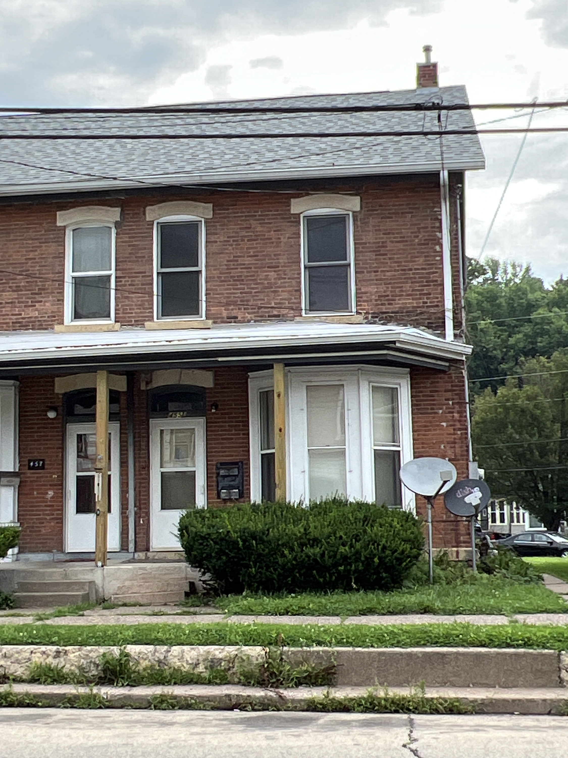 455 West Locust Street - 1/2